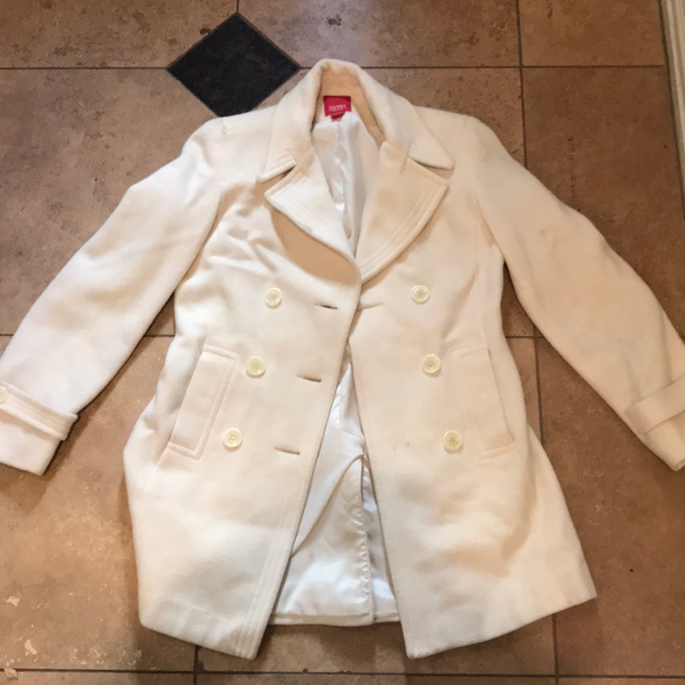 Short pea coat